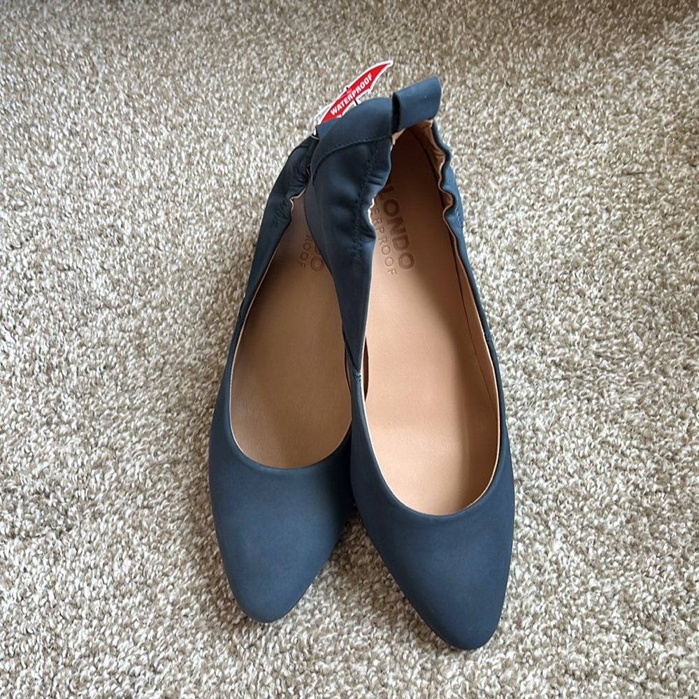 Blondo Navy Etta Wedge Shoes